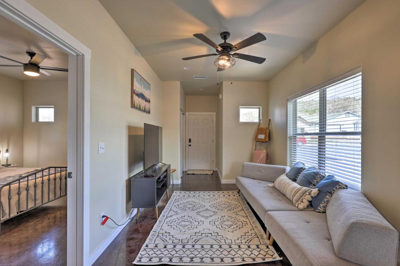 הוילה Modern Retreat 3 Blocks To Dtwn Williams And Rte 66 מראה חיצוני תמונה