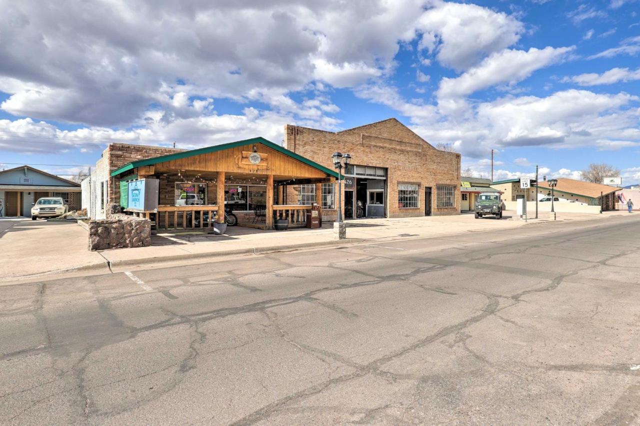 הוילה Modern Retreat 3 Blocks To Dtwn Williams And Rte 66 מראה חיצוני תמונה